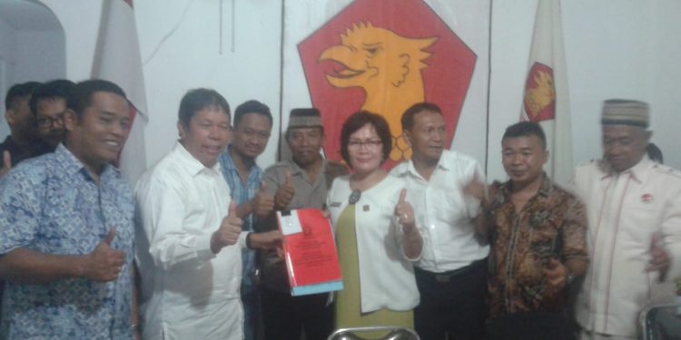 Ingin Bertarung di Pilkada Siantar, Togar Sitorus Mendaftar ke Gerindra Ingin Bertarung di Pilkada Siantar, Togar Sitorus Mendaftar ke Gerindra