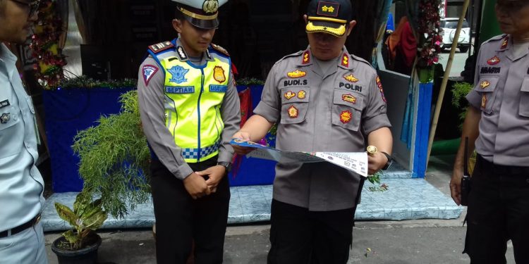 Operasi Lilin Toba, Polres Siantar Siagakan 4 Pos Pengamanan dan 2 Pos Pelayanan Operasi Lilin Toba, Polres Siantar Siagakan 4 Pos Pengamanan dan 2 Pos Pelayanan