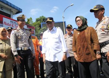 Bupati Bogor dan Menhub Kompak Cek Posyan Lantas Jalur Puncak Jelang Pergantian Tahun