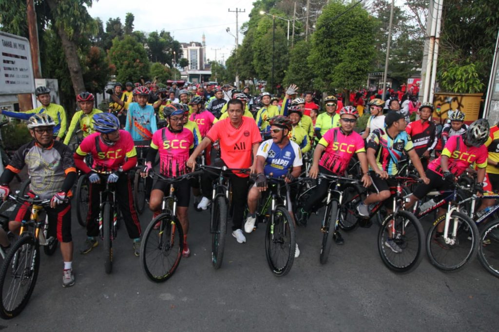 Walikota Siantar dan Komunitas Gowes Bersepeda di Minggu Pagi
