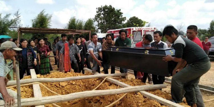 Ronaldo Silaban dan 3 Temannya Terseret Ombak di Pantai