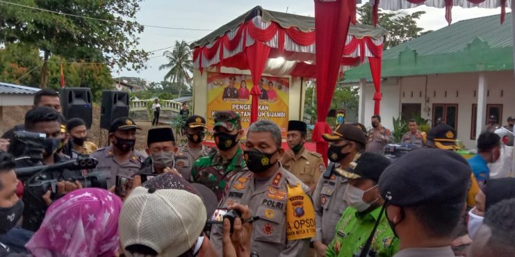 Danramil 17/Datuk Bandar Kodim 0208/Asahan Bersama Polsek Datuk Bandar Sambut Kunjungan Kerja Kampung Tangguh