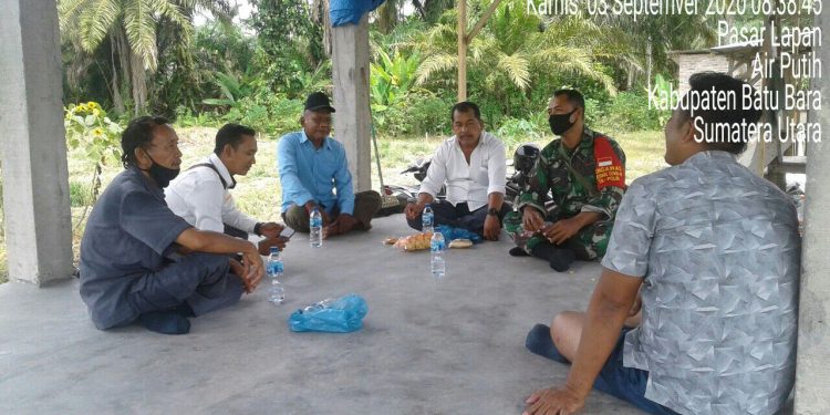 Tak Bosan-Bosannya Ingatkan Warga Untuk Terapkan New Normal Tak Bosan-Bosannya Ingatkan Warga Untuk Terapkan New Normal