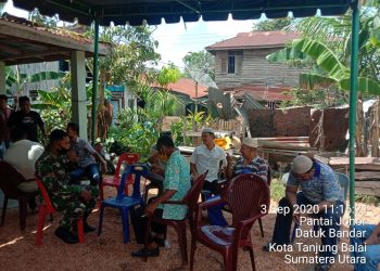 Berbelasungkawa Atas Meninggalnya Salah Satu Warga Binaannya, Personel Jajaran Kodim 0208/Asahan Laksanakan Melayat
