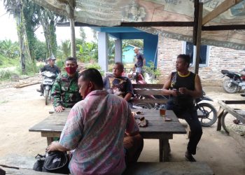 Personel Jajaran Kodim 0208/Asahan Minta Warga Saling Mengingatkan Pentingnya Penggunaan Masker