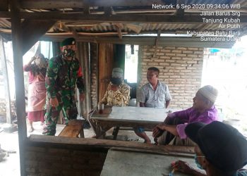 Personel Jajaran Kodim 0208/Asahan Minta Pengunjung Warung Untuk Terapkan New Normal