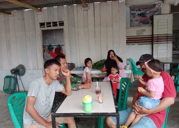Berikan Motivasi Kepada Masyarakat Tengah Pandemi Oleh Personel Kodim 0208/Asahan