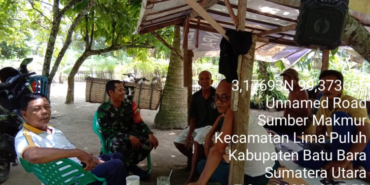 Personel Jajaran Kodim 0208/Asahan Minta Warga Agar Tidak Panik Hadapi Wabah Covid-19 Namun Tetap Waspada