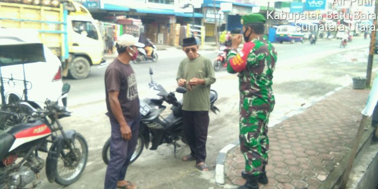 Dalam Rangka Bersihkan Lingkungan Dengan Gotong Royong, Personel Jajaran Kodim 0208/Asahan Berkoordinasi Bersama Kadus