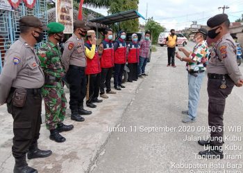Personel Kodim 0208/Asahan Beserta Instansi Terkait Gelar Razia Masker Di Kecamatan Nibung Hangus