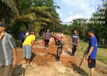 Babinsa Merakyat Dengan Cara Gotong Royong Bersama Warga Binaan