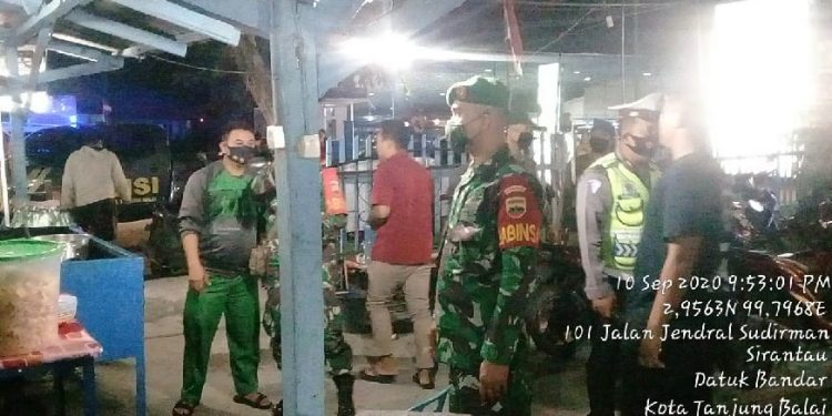 Turut Andil Dalam Operasi Gabungan Protokol Kesehatan Covid-19 di Tanjung Balai Oleh Personel Jajaran Kodim 0208/Asahan Turut Andil Dalam Operasi Gabungan Protokol Kesehatan Covid-19 di Tanjung Balai Oleh Personel Jajaran Kodim 0208/Asahan