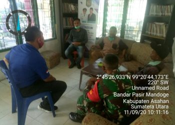 Melalui Perangkat Desa, Personel Kodim 0208/Asahan Sebarkan Tips Pencegahan Covid-19 Anjuran Pemerintah