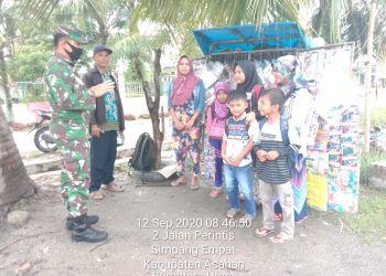 Berikan Pemahaman 3M, Personel Kodim 0208/Asahan Sosialisasikan Kepada Pedagang Mainan