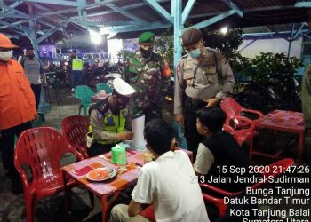 Gencarkan Patroli Gabungan TNI-Polri di Tanjung Balai Cegah Penyebaran Virus Corona