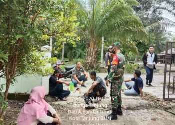 Pengawasan Protokoler Kesehatan Covid 19 Oleh Personel Kodim 0208/Asahan Melalui Babinsa Koramil 17/DB