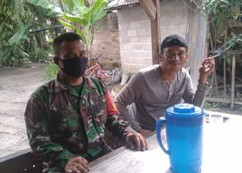 Sambangi Warga Untuk Canangkan Hidup Bersih Dan Pedomani 3M Oleh Personel Jajaran Kodim 0208/Asahan