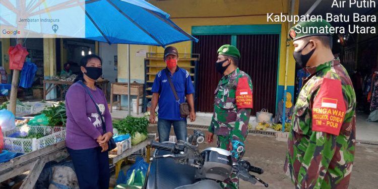 Personil Jajaran Kodim 0208/Asahan Sambangi Pasar Tradisional Guna Disiplinkan Protokol Covid-19