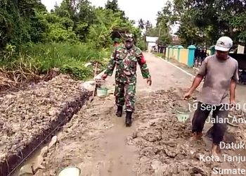 Wujudkan Kebersamaan, Personel Jajaran Kodim 0208/Asahan Kompak Gotong Royong Dengan Warga Binaan
