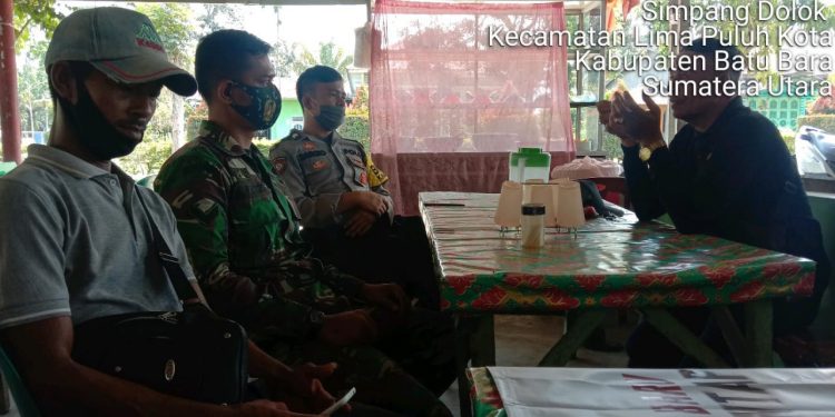 Personel Jajaran Kodim 0208/Asahan Menyarankan Agar Diaktifkannya Siskamling Untuk Keamanan Bersama Personel Jajaran Kodim 0208/Asahan Menyarankan Agar Diaktifkannya Siskamling Untuk Keamanan Bersama