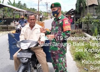 Gelorakan Gerakan 'Ayo Memakai Masker!' Oleh Personel Jajaran Kodim 0208/Asahan