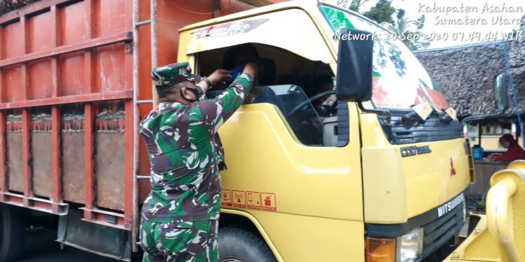 'Ayo Memakai Masker!' Digelorakan Personel Jajaran Kodim 0208/Asahan Demi Mencegah Covid-19