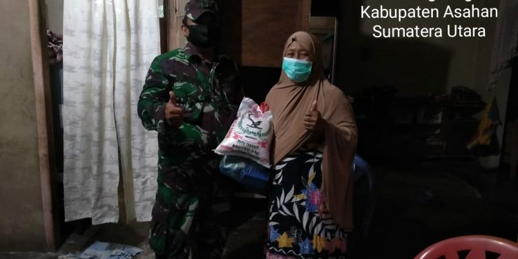 Ciptakan Keharmonisan, Personel Kodim 0208/Asahan Bersedekah Kepada Warga Binaan Ciptakan Keharmonisan, Personel Kodim 0208/Asahan Bersedekah Kepada Warga Binaan