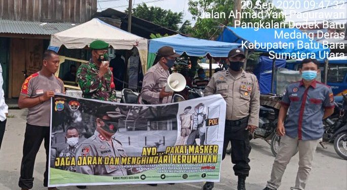 Himbauan Dan Sosialisasi Terus Diberikan Personel Jajaran Kodim 0208/Asahan Demi Meminimalisir Penyebaran Virus Corona Himbauan Dan Sosialisasi Terus Diberikan Personel Jajaran Kodim 0208/Asahan Demi Meminimalisir Penyebaran Virus Corona