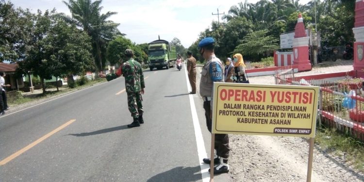 Sinergitas Antara Jajaran Kodim 0208/Asahan dan Forkopincam Tampak Pada Kegiatan Operasi Yustisi Antisipasi Covid-19 Sinergitas Antara Jajaran Kodim 0208/Asahan dan Forkopincam Tampak Pada Kegiatan Operasi Yustisi Antisipasi Covid-19