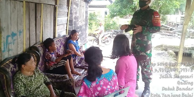 Awasi Berjalannya New Normal Oleh Personel Kodim 0208/Asahan di Tanjung Balai Awasi Berjalannya New Normal Oleh Personel Kodim 0208/Asahan di Tanjung Balai