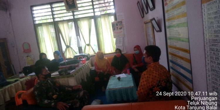 Personel Jajaran Kodim 0208/Asahan Tidak Ingin Anak-Anak Terpapar Covid-19 Personel Jajaran Kodim 0208/Asahan Tidak Ingin Anak-Anak Terpapar Covid-19