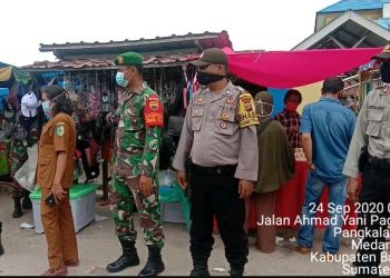 Personel Jajaran Kodim 0208/Asahan Ajak Warga Untuk Ikut Sebarkan Protokol Kesehatan