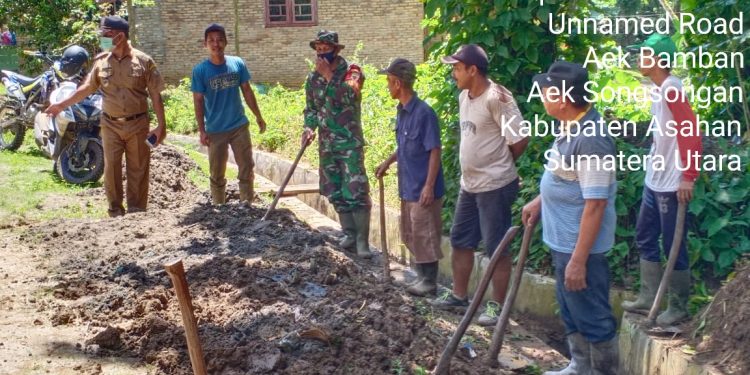 Cegah Covid-19, Personel Jajaran Kodim 0208/Asahan Semangat Laksanakan Gotong Royong Bersama Masyarakat Cegah Covid-19, Personel Jajaran Kodim 0208/Asahan Semangat Laksanakan Gotong Royong Bersama Masyarakat