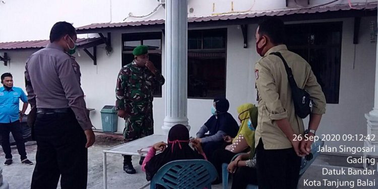 Kembali Awasi Berlangsungnya New Normal Oleh Personel Jajaran Kodim 0208/Asahan di Tanjung Balai Kembali Awasi Berlangsungnya New Normal Oleh Personel Jajaran Kodim 0208/Asahan di Tanjung Balai