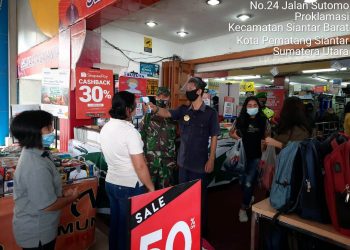 Hari Ini Giliran Personel Jajaran Kodim 0207/Simalungun Laksanakan Sosialisasi Penegakan Disiplin Protokol Kesehatan di Suzuya