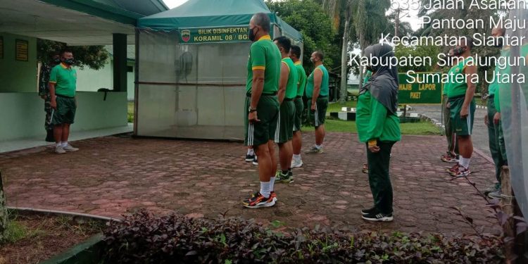 Personil Kodim 0207/Simalungun Melaksanakan Apel Pagi Dilanjutkan Pembersihan Pangkalan Koramil Personil Kodim 0207/Simalungun Melaksanakan Apel Pagi Dilanjutkan Pembersihan Pangkalan Koramil