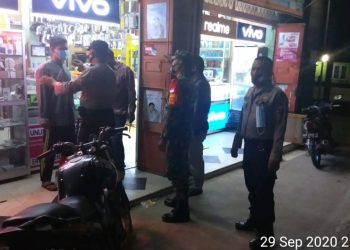 Tim Gabungan Patroli Imbau Warga Agar Tak Berkerumun Dimalam Hari