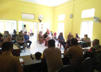 Personel Jajaran Kodim 0208/Asahan Hadiri Rapat Koordinasi Pemerintah Terkait Covid-19