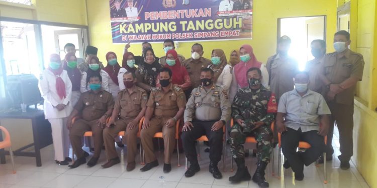 Bangun Tameng Covid-19 Melalui Kampung Tangguh Oleh Personel Jajaran Kodim 0208/Asahan Bangun Tameng Covid-19 Melalui Kampung Tangguh Oleh Personel Jajaran Kodim 0208/Asahan