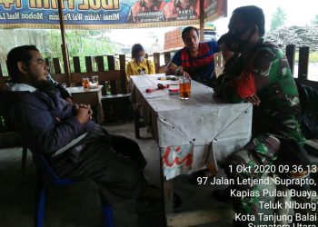 Kodim 0208/Asahan Melalui Babinsa Koramil 08/Pulau Buaya Laksanakan Komsos Terkait Covid-19
