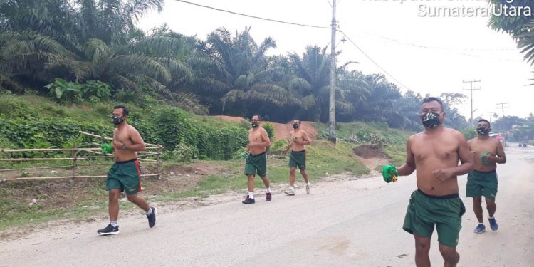 Jaga Kebugaran, Personel Jajaran Kodim 0207/Simalungun Melaksanakan Apel Pagi Dan Olah Raga Bersama