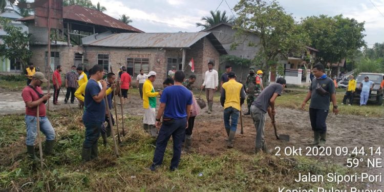 Dengan Gotong Royong Personil Kodim 0208/Asahan Melalui Koramil 08/Pulau Buaya Dirikan Pos Penanggulangan Covid-19 Dengan Gotong Royong Personil Kodim 0208/Asahan Melalui Koramil 08/Pulau Buaya Dirikan Pos Penanggulangan Covid-19