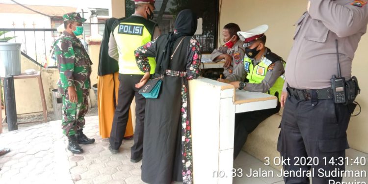 Cegah Corona, Personel Jajaran Kodim 0208/Asahan Lakukan Penyisirin Lewat Operasi Yustisi Cegah Corona, Personel Jajaran Kodim 0208/Asahan Lakukan Penyisirin Lewat Operasi Yustisi