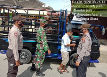 Jajaran Kodim 0208/Asahan Gandeng Polsek Bandar Pulau Dalam Menghimbau Masyarakat Agar Terapkan New Normal