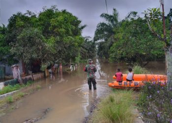 Jajaran Kodim 0208/Asahan Lakukan Peninjauan Terhadap Rumah Yang Terdampak Banjir