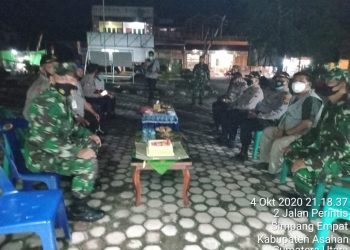 Danramil 11/Simpang Empat Kodim 0208/Asahan Menerima Kunjungan Kapolsek Simpang Empat Dalam Rangka HUT TNI Ke 75 Tahun