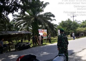 Dampingi Penertiban Alat Peraga Kampanye (APK) Oleh Personil Koramil-13/Bandar Pulau Kodim 0208/Asahan