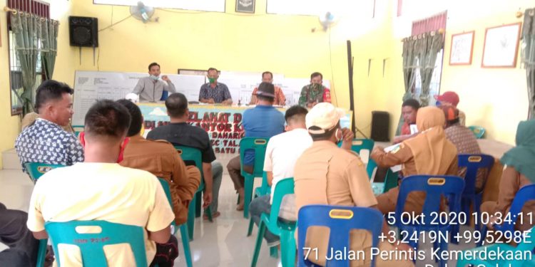 Personel Jajaran Kodim 0208/Asahan Ikuti Rapat Penentu Penerima Bantuan PJS Personel Jajaran Kodim 0208/Asahan Ikuti Rapat Penentu Penerima Bantuan PJS