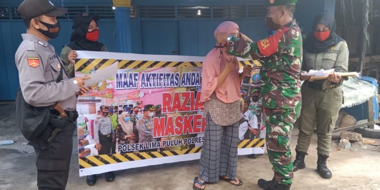 Personel Kodim 0208/Asahan Melalui Koramil 03/Lima Puluh Bersama Polsek Laksanakan Patroli Yustisi