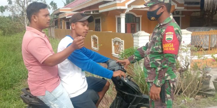 Personel Jajaran Kodim 0208/Asahan Himbau Warga Binaan Bekerjasama Memberantas Covid-19 Personel Jajaran Kodim 0208/Asahan Himbau Warga Binaan Bekerjasama Memberantas Covid-19